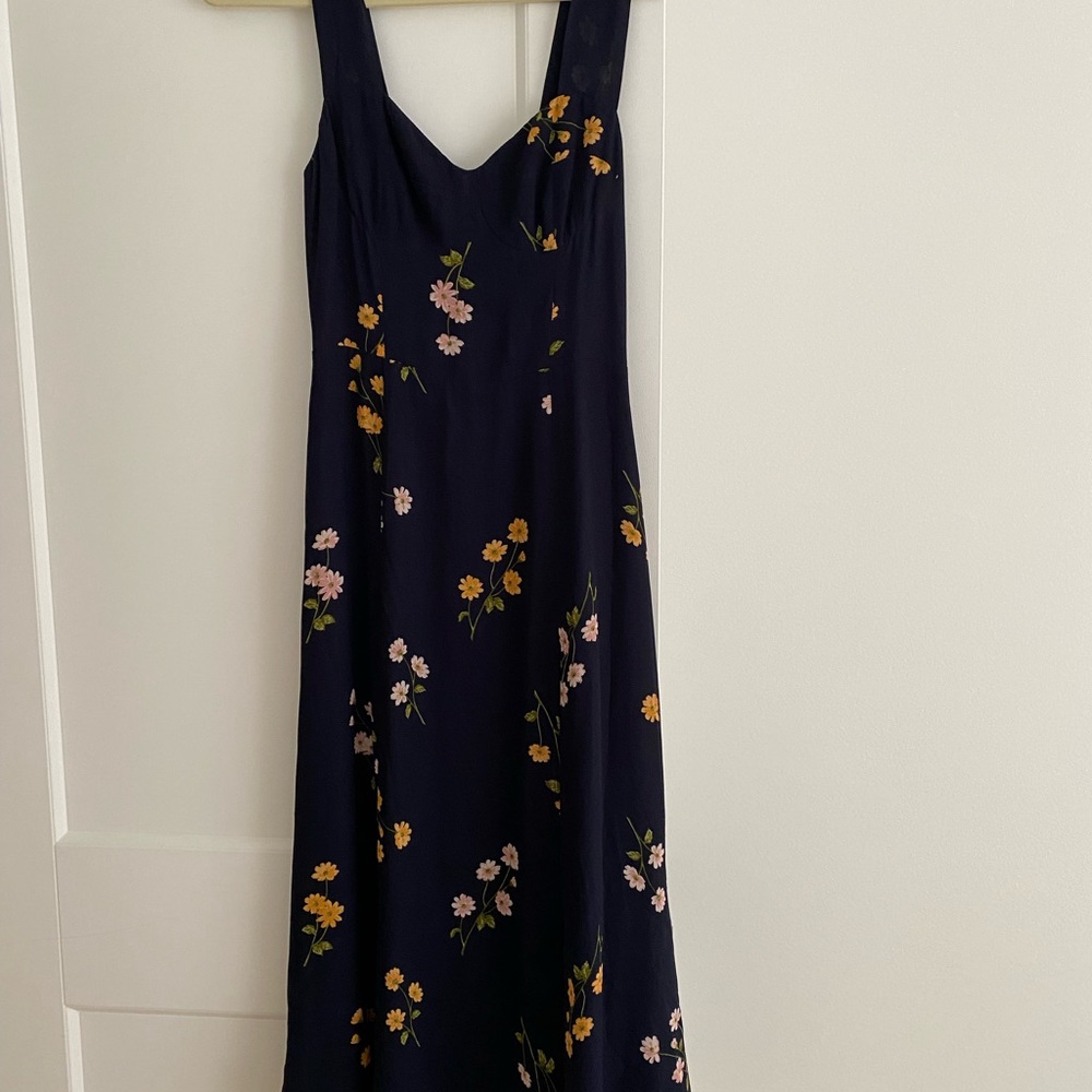 Reformation Fulton dress size 4 - Picture 2 of 8
